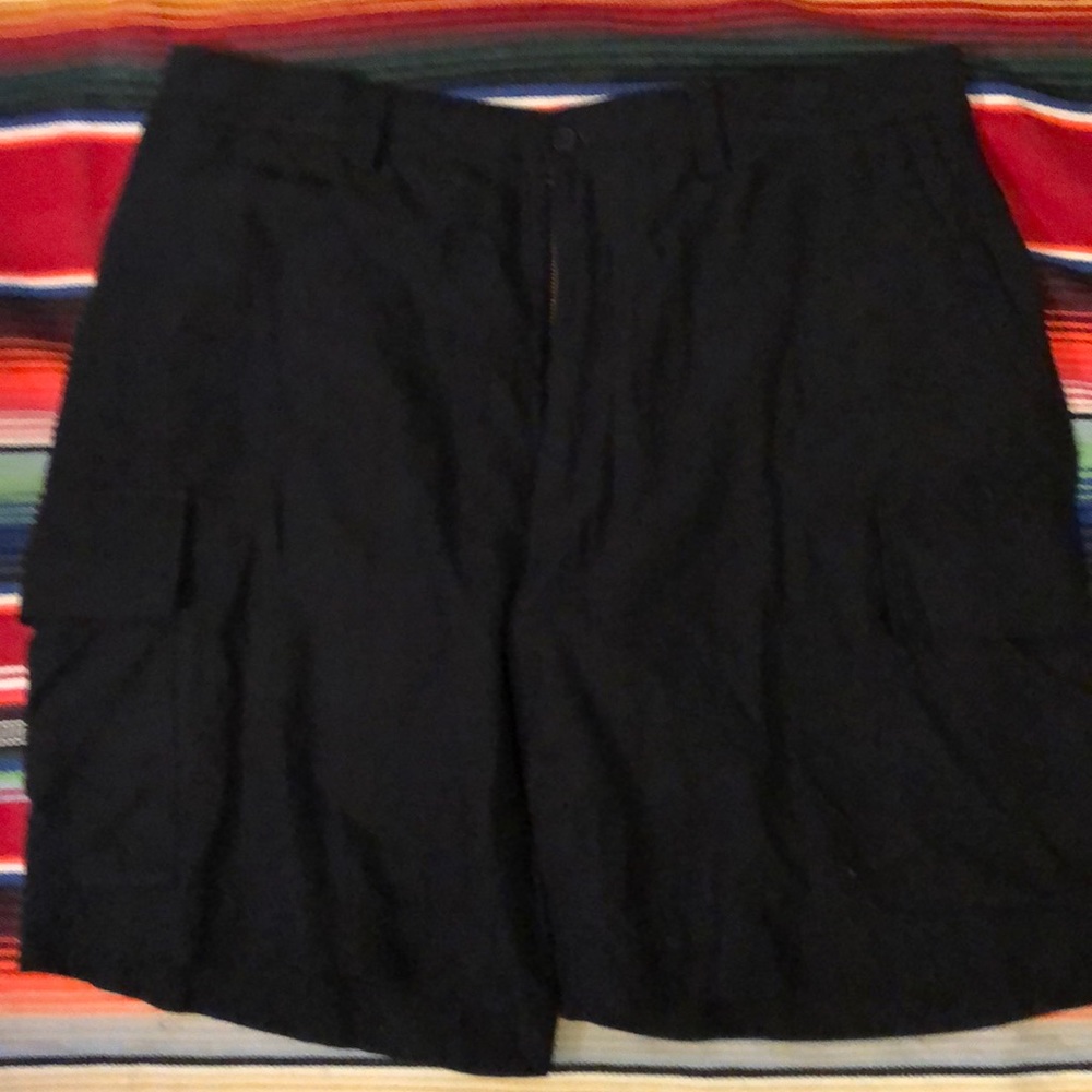 Men's cargo shorts. Nwot.
